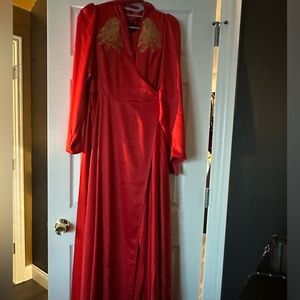 La Femme en Noir Dracula Gown